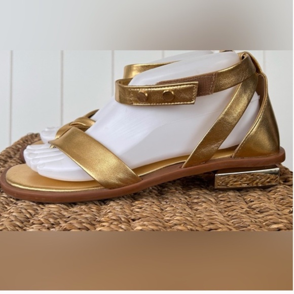 Franco Sarto Parker Thong Sandal - Picture 3 of 5